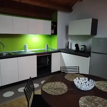 Il Vicolo_carinissimo In Centro Storico, Zona Giorno Mansardata